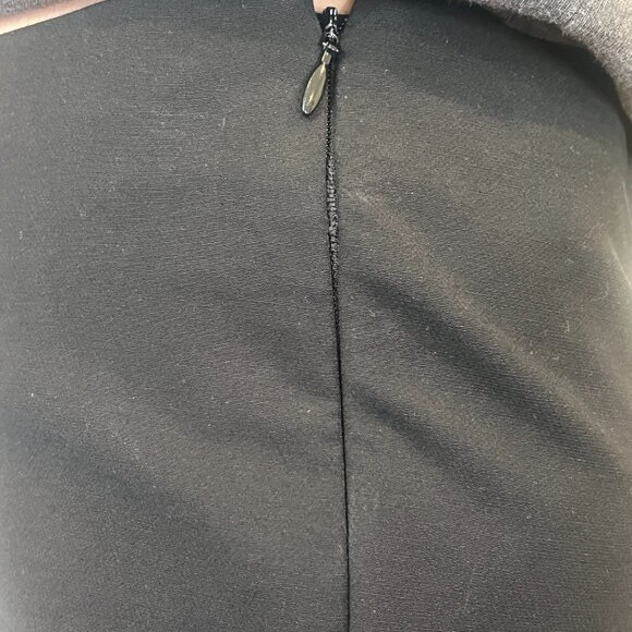 Black dress pants from White House Black Market, Size 00, Skinny fit. - Picture 5 of 10